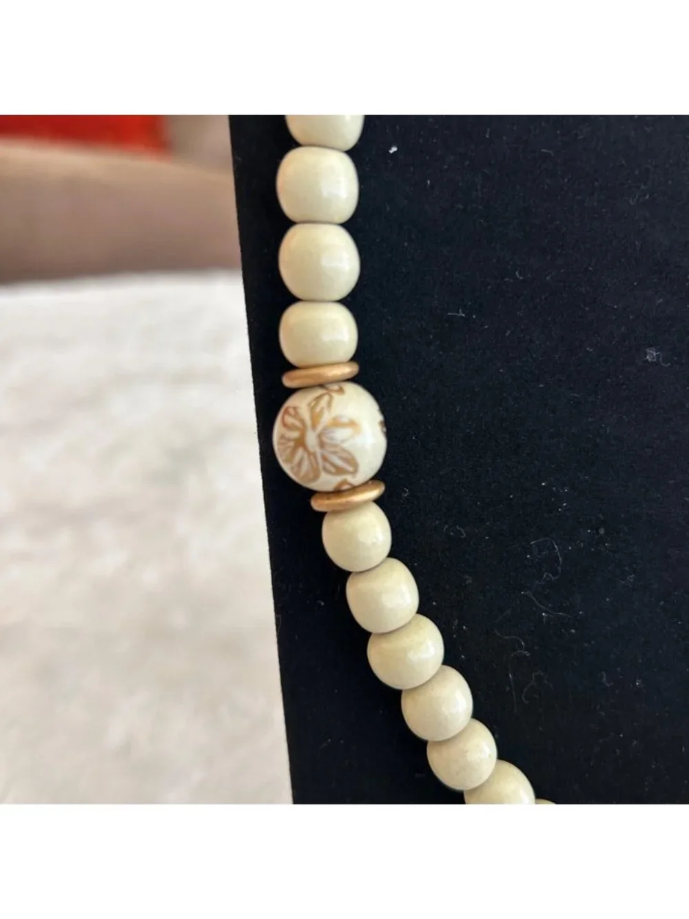 Vintage 80's Wood Bead‎ Beige Beaded Necklace Floral & Gold Accents